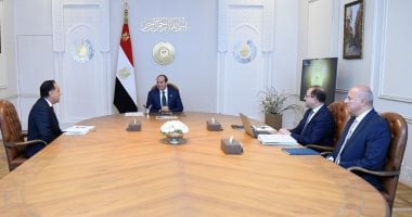 الرئيس السيسى يوجه بحزمة جديدة للحماية الاجتماعية وصرف مرتبات فبراير الأسبوع الجارى الرئيس السيسى يوجه بحزمة جديدة للحماية الاجتماعية وصرف مرتبات فبراير الأسبوع الجارى