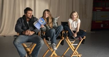 صور جديدة من كواليس فيلم The Housemaid لـ سيدنى سوينى وأماندا سيفريد صور جديدة من كواليس فيلم The Housemaid لـ سيدنى سوينى وأماندا سيفريد