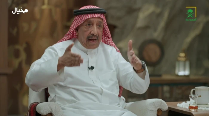 صحيفة المرصد - "لا تدخل كفزعة".. بالفيديو.. عبد الله بن بخيت ينتقد عبد الرحمن الراشد: انتقد نقداً أدبياً أو اصمت!