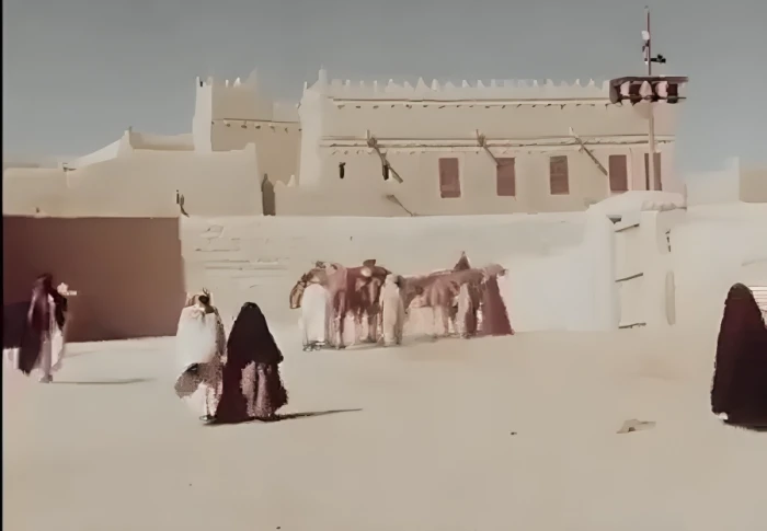 صحيفة المرصد - فيديو نادر يوثق مشاهد من الحياة اليومية في الرياض قبل 87 عامًا