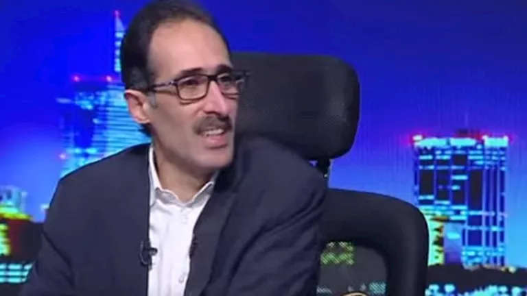 “بيع المشاهد”.. مجدي الجلاد يحذر من اقتحام غير المتخصصين لمجال الإعلام "بيع المشاهد".. مجدي الجلاد يحذر من اقتحام غير المتخصصين لمجال الإعلام