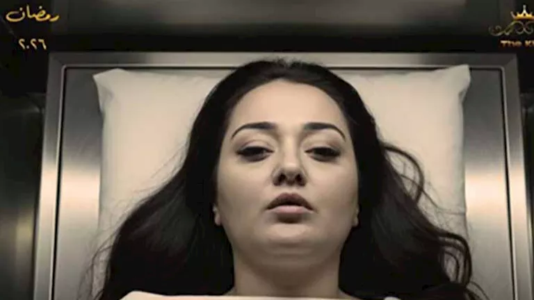 بعد اعتراض ندى بسيوني.. كيف ظهر أبطال "الضحايا" على "البوسترات"؟