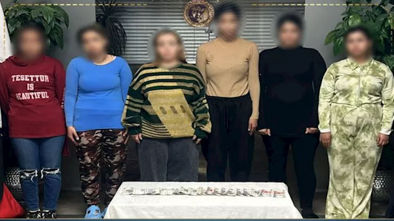 "بيمارسوا الدعارة داخل السيارات".. القبض على 6 سيدات في شوارع القاهرة