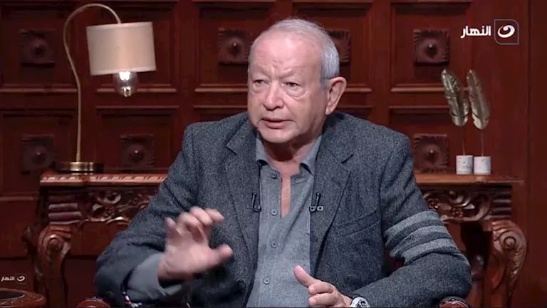 نجيب ساويرس عن المطالبة بوقف عرض "رامز ليفل الوحش": مش الحل