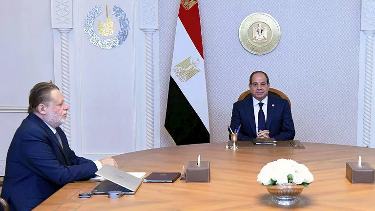 الاحتياطي والشمول المالي.. تفاصيل اجتماع السيسي ومحافظ البنك المركزي