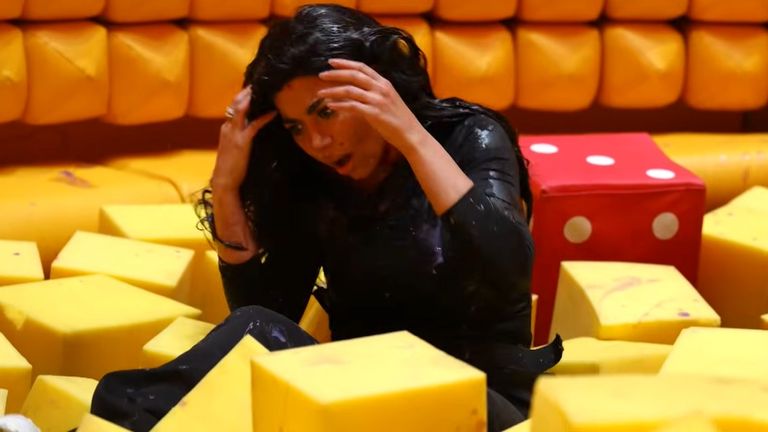 اللقطات الأولى من برنامج رامز ليفل الوحش اللقطات الأولى من برنامج رامز ليفل الوحش