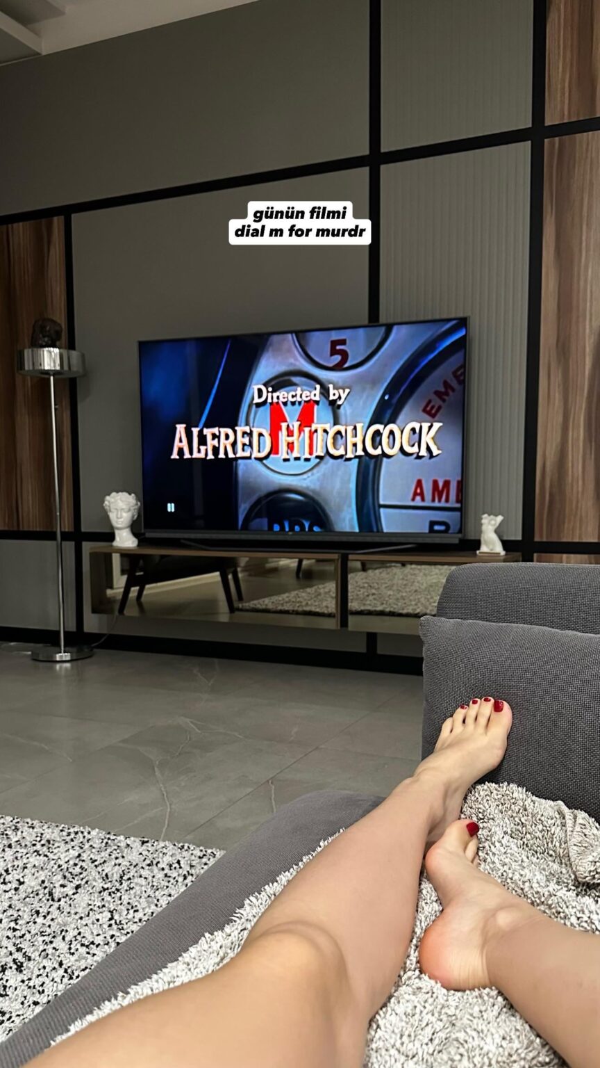 Sinem Özgür Sinem Özgür