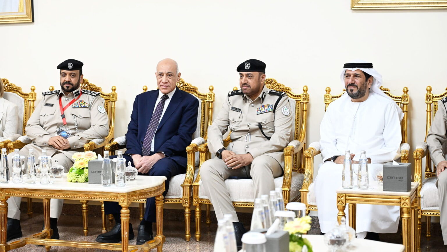 جامعةالشارقة تطلق مؤتمر مستقبل المجتمع في عصر الذكاء الاصطناعي 2