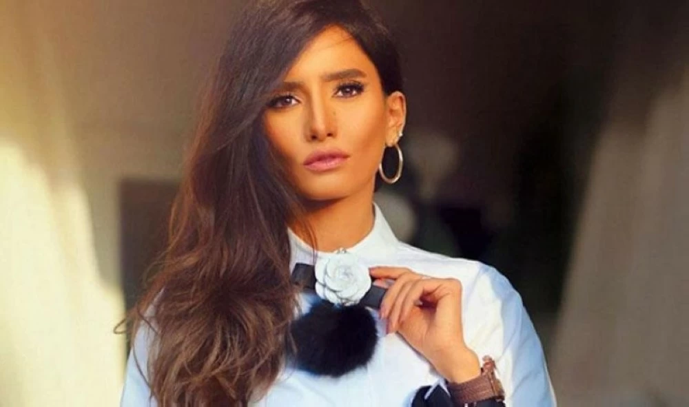 زينة تكشف صورتَي ابنيها لأول مرة بعد سنوات من الخصوصية - أخبار السعودية