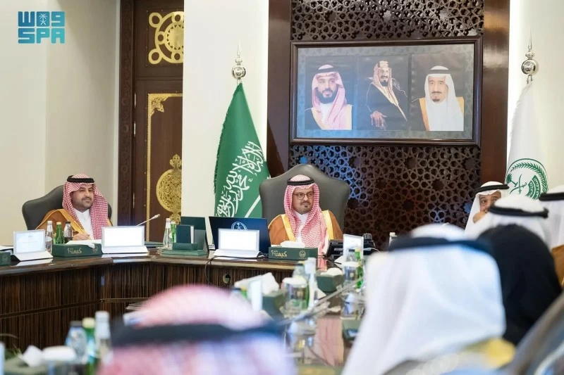 الأمير سعود بن مشعل يرأس اجتماع اللجنة الدائمة للحج والعمرة - أخبار السعودية