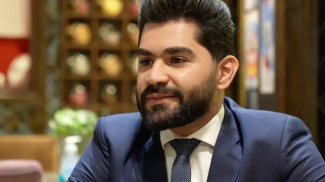 المحامي محمود الشمسيني، ممثل شركة الأديب المنتجة للعمل