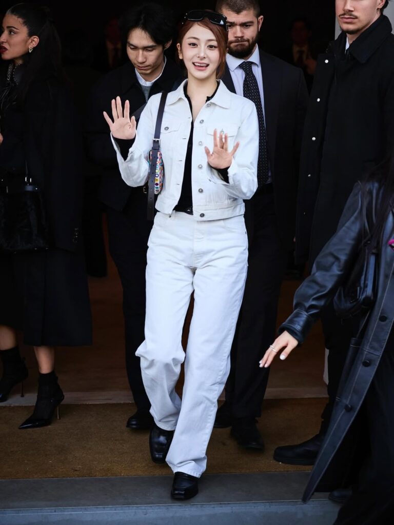 260226 - تحديث المصور لي جونغ مو على الانستقرام مع هوه يونجين