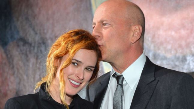 رومر ويليس مع والدها