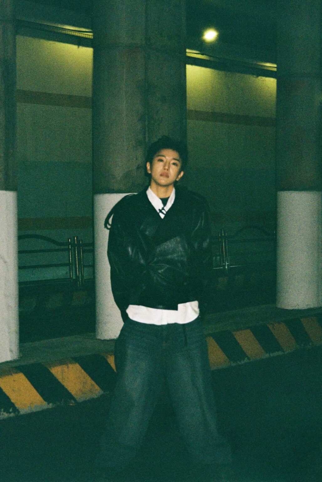 آيس لي جيهام - الألبوم المصغر الأول "Love Before Me" (الصورة المفاهيمية رقم 3)