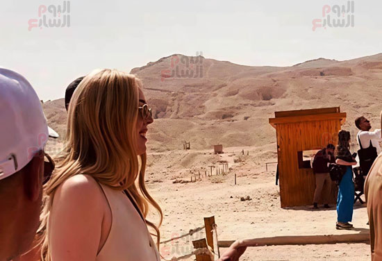 السعادة-على-وجه-تيفانى-ترامب-غرب-الأقصر