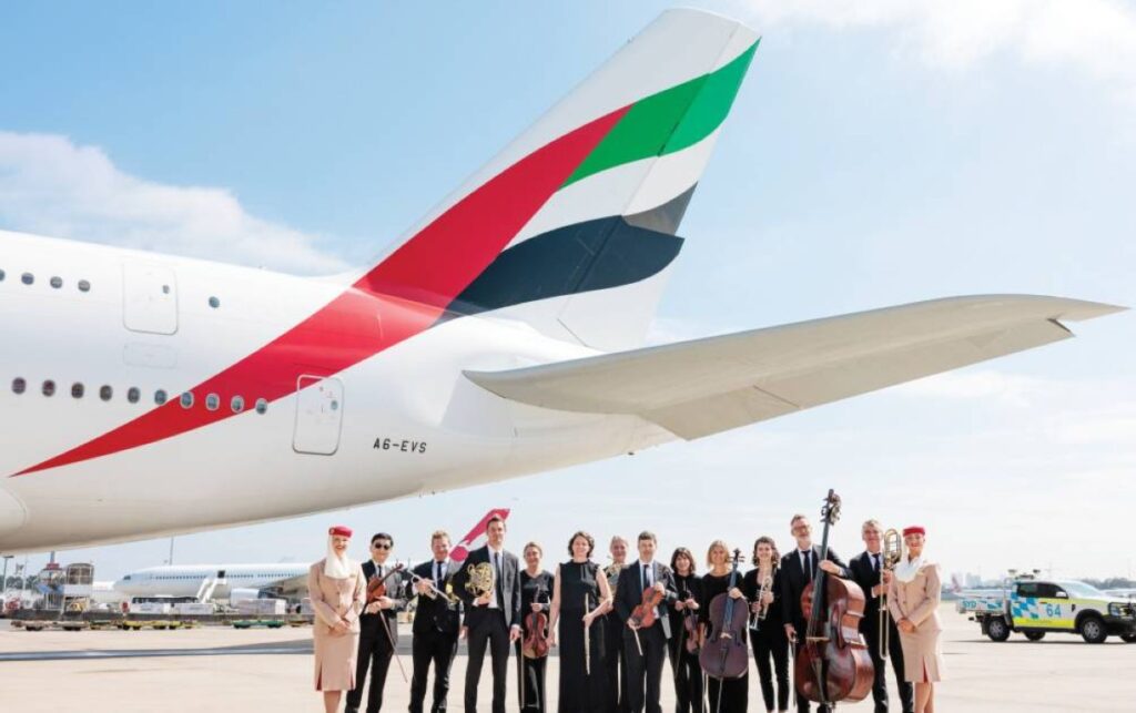 «طيران الإمارات» تجدد شراكتها مع «أوركسترا سيدني» Al Bayan