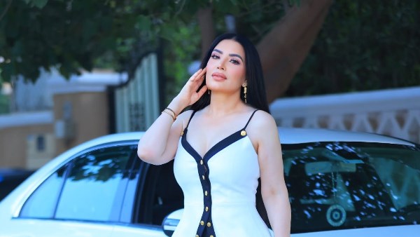 عبير صبرى تثير الجدل بإطلالة ملفتة عبير صبرى تثير الجدل بإطلالة ملفتة