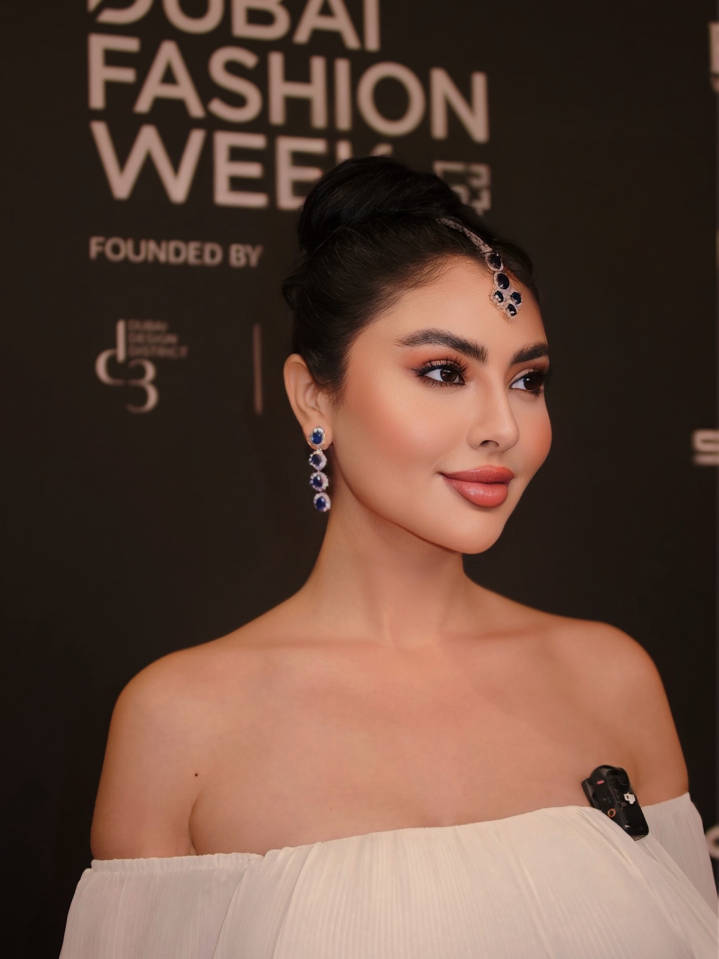 مريم حسين بمجوهرات من تصميمها (إنستغرام)