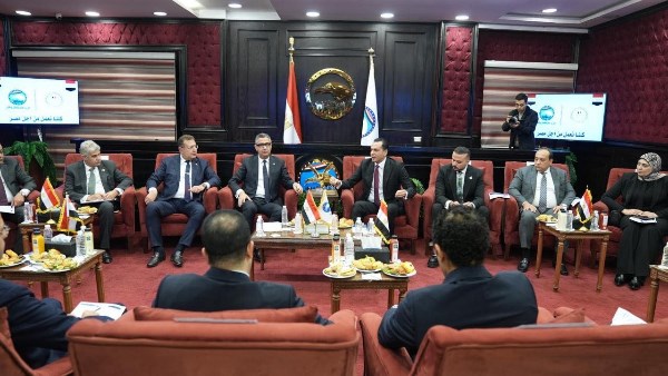 معاشات ومرتبات وعلاج .. إعلان مهم من التموين عن خطة دعم جديدة