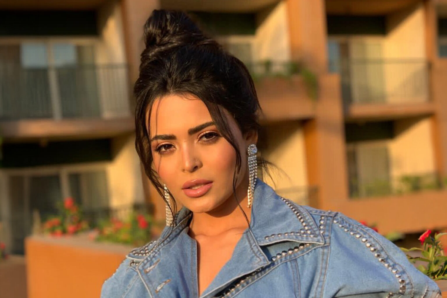 أسماء جلال تقاضي رامز جلال.. بلاغ رسمي بتهمة التنمر والإساءة للكرامة | فن