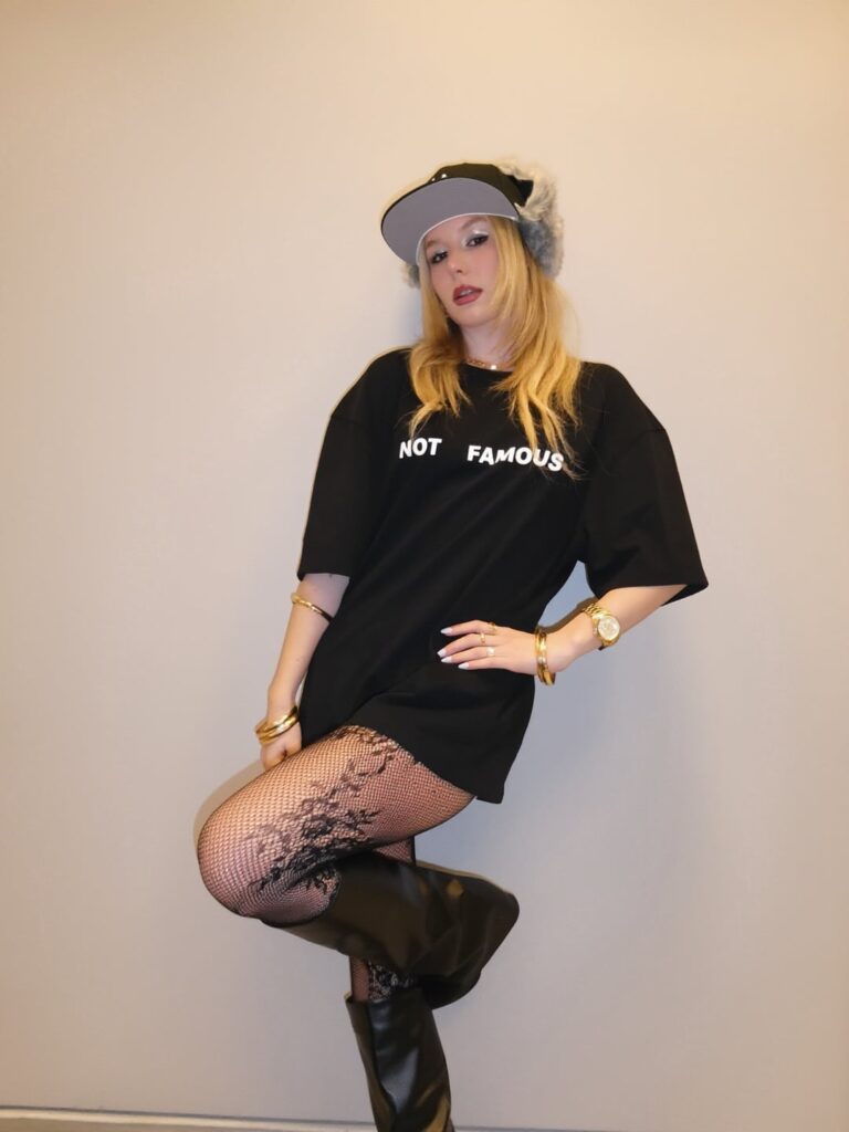 Manifest lidya Manifest lidya