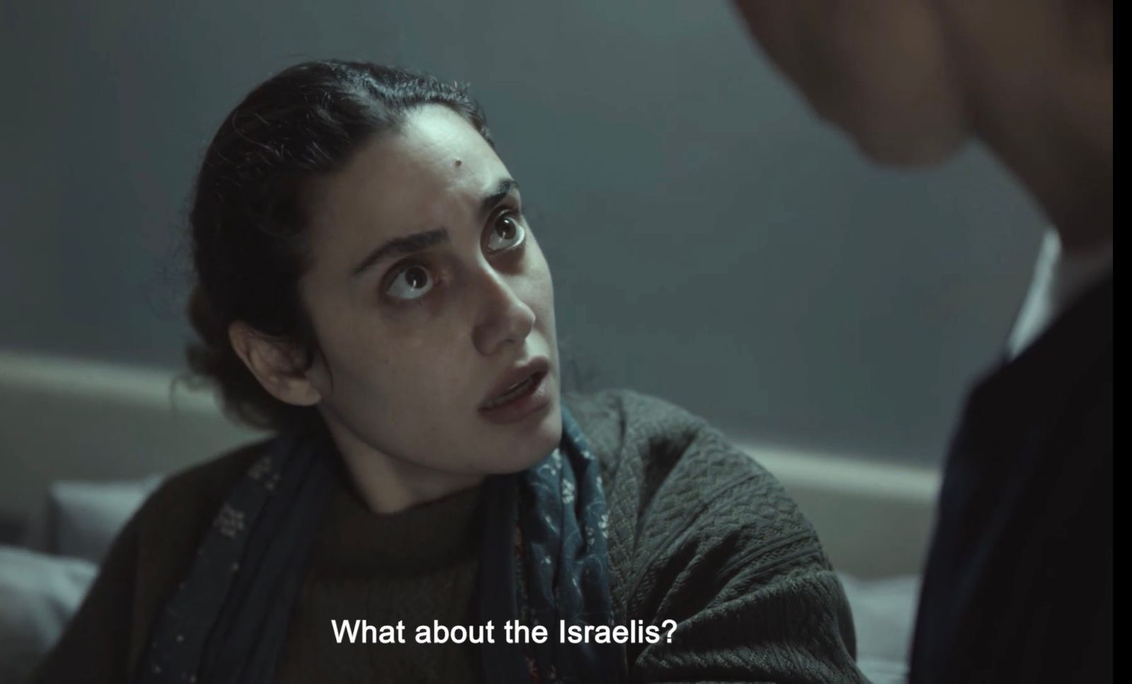 مسلسل صحاب الأرض الحلقة 5.. هل تنجو سارة يوسف بعد رؤية المسعف لها ؟ (2)