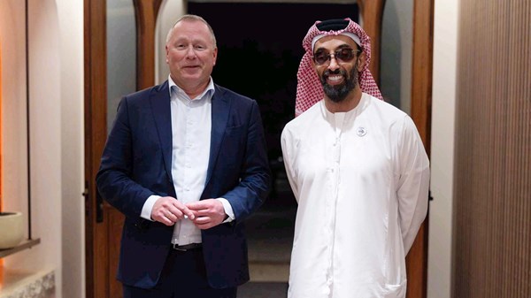 طحنون بن زايد يلتقي الرئيس التنفيذي لصندوق الثروة السيادي النرويجي “NBIM” طحنون بن زايد يلتقي الرئيس التنفيذي لصندوق الثروة السيادي النرويجي "NBIM"