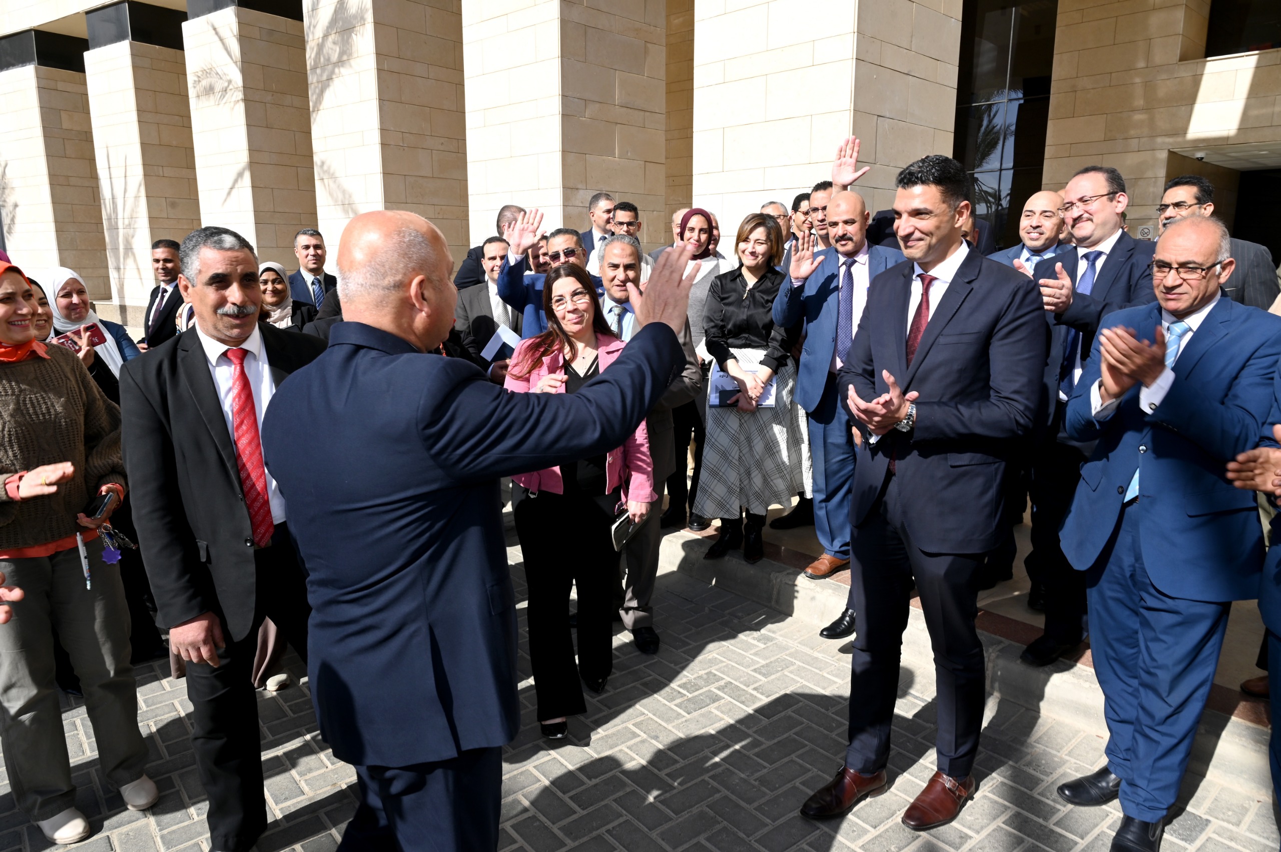 الفريق كامل الوزير يودع قادة وزارة الصناعة