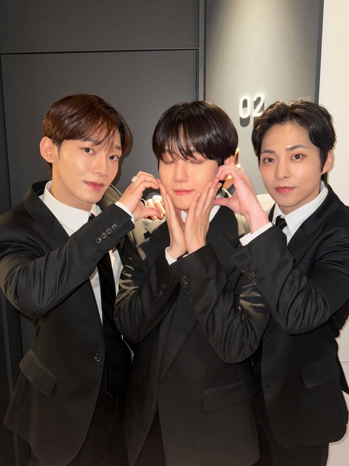 SM Entertainment تجمد أصول CBX بقيمة 2.6 مليار وون وسط نزاع قانوني مستمر