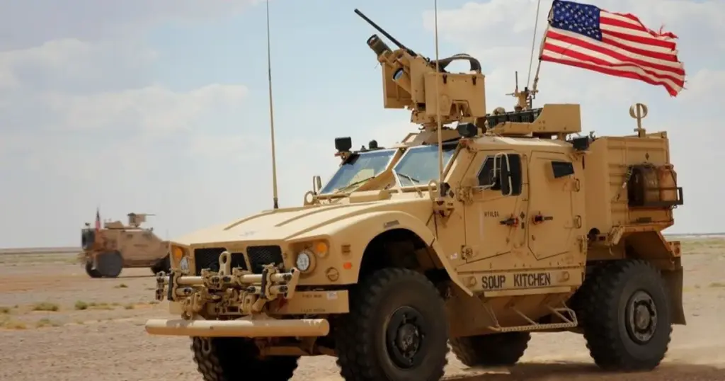 الجيش السوري يعلن استلام قاعدة التنف بعد انسحاب أميركي