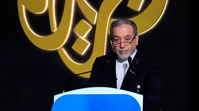 وزير الخارجية الإيراني عباس عراقجي في منتدى الجزيرة في الدوحة