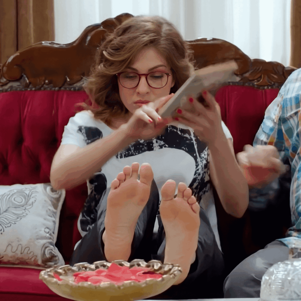 Melis Babadağ 4K tabanlar