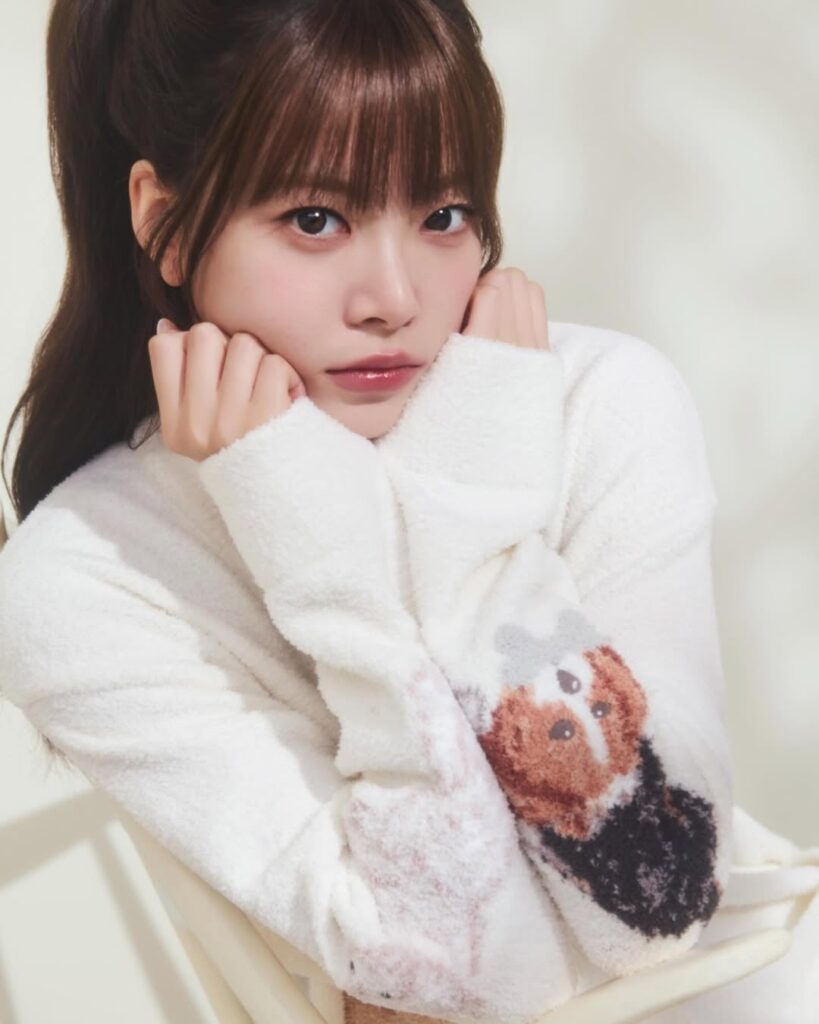 260204 Hong Eunchae - LE SSERAFIM x gelato pique (كتالوج مجموعة التعاون لعام 2026 - مجموعة 3DOG مع Hong Eunchae)