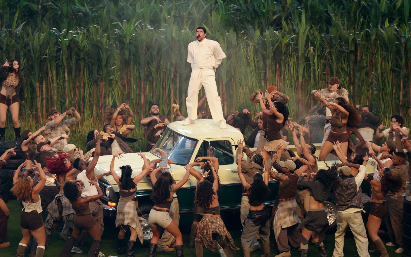 Bad Bunny في Super Bowl 2026 (أ ف ب)