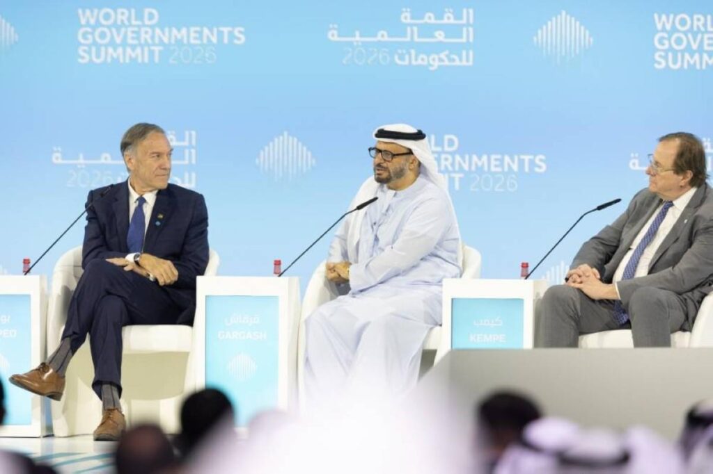 الإمارات ستبقى قوة أساسية في المنطقة وستواصل مناصرة السلام والتصدي للتطرف أنور قرقاش: الإمارات ستبقى قوة أساسية في المنطقة وستواصل مناصرة السلام والتصدي للتطرف