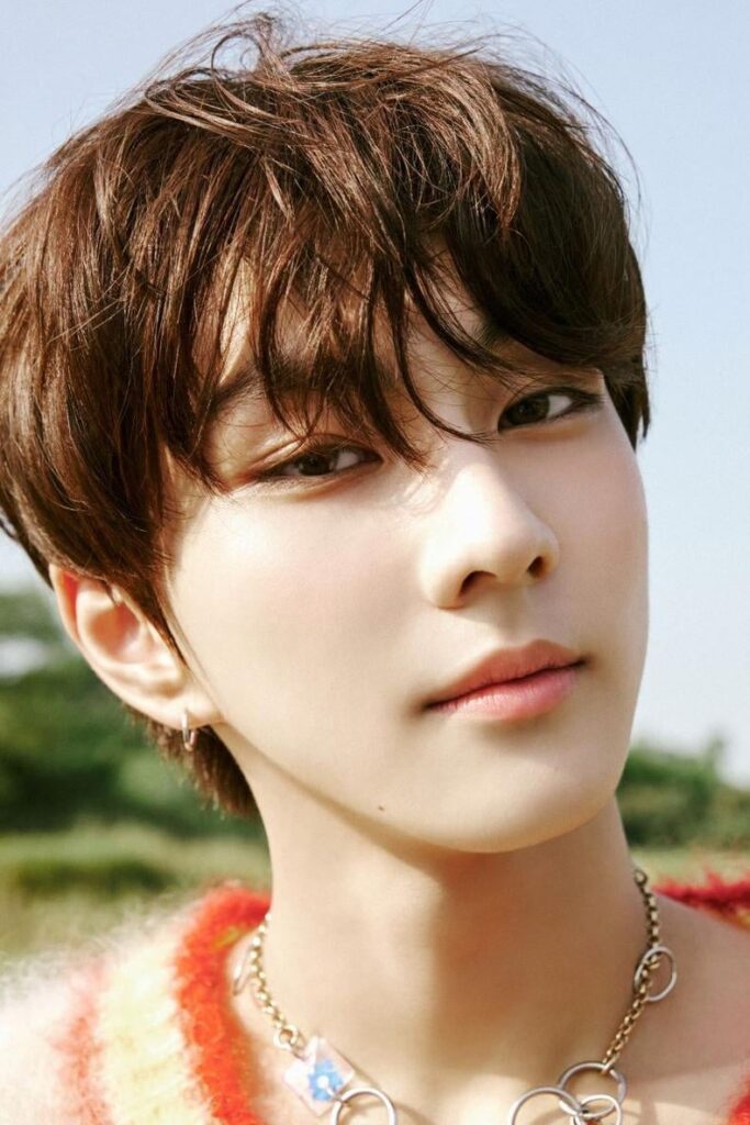 Jungwon عضو ENHYPEN ينضم إلى "جمعية الشرف" التابعة لصندوق المجتمع الكوري احتفالًا بعيد ميلاده