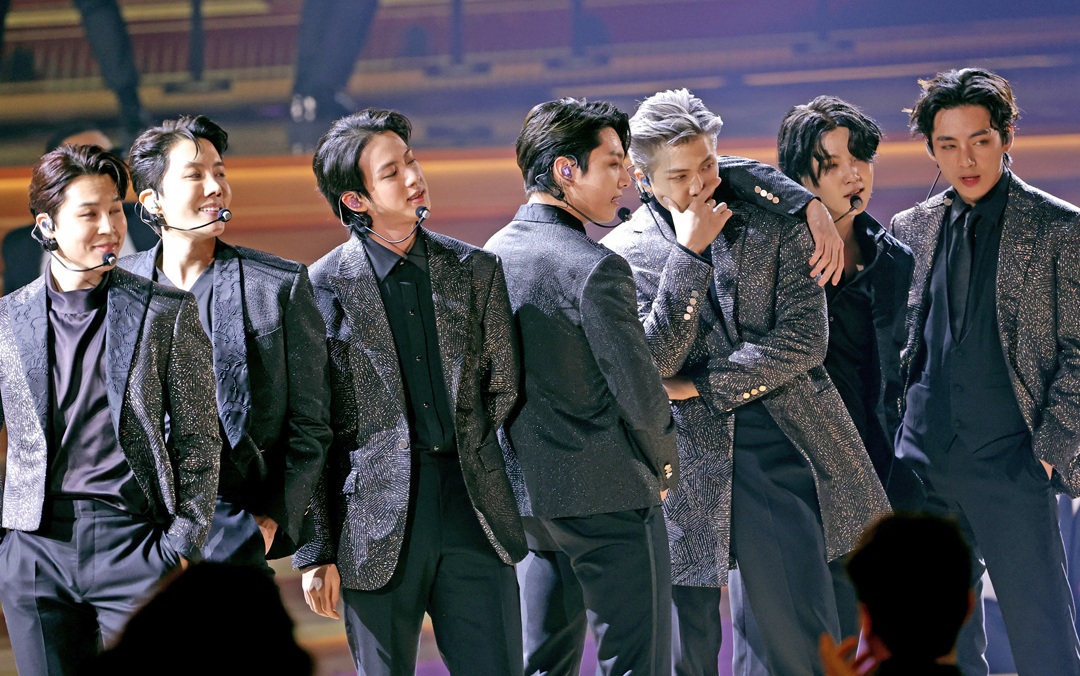 BTS على نتفلكس قريبا (انستغرام)