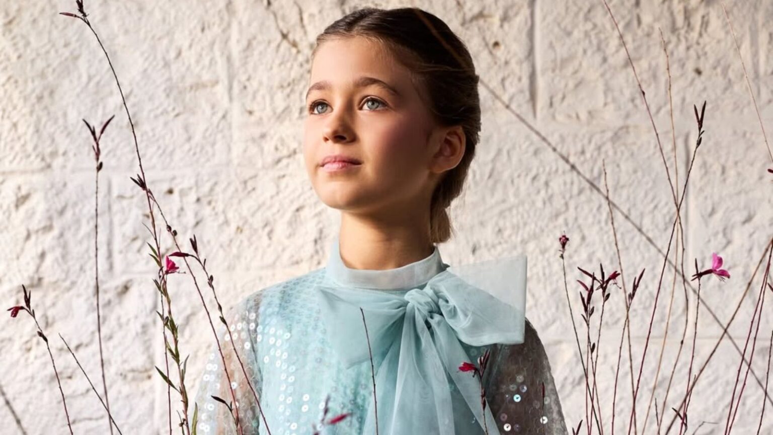 إيلي صعب يدخل عالم أزياء الأطفال بلمسة تجمع بين المرح والفخامة لصيف 2026 إيلي صعب يدخل عالم أزياء الأطفال بلمسة تجمع بين المرح والفخامة لصيف 2026