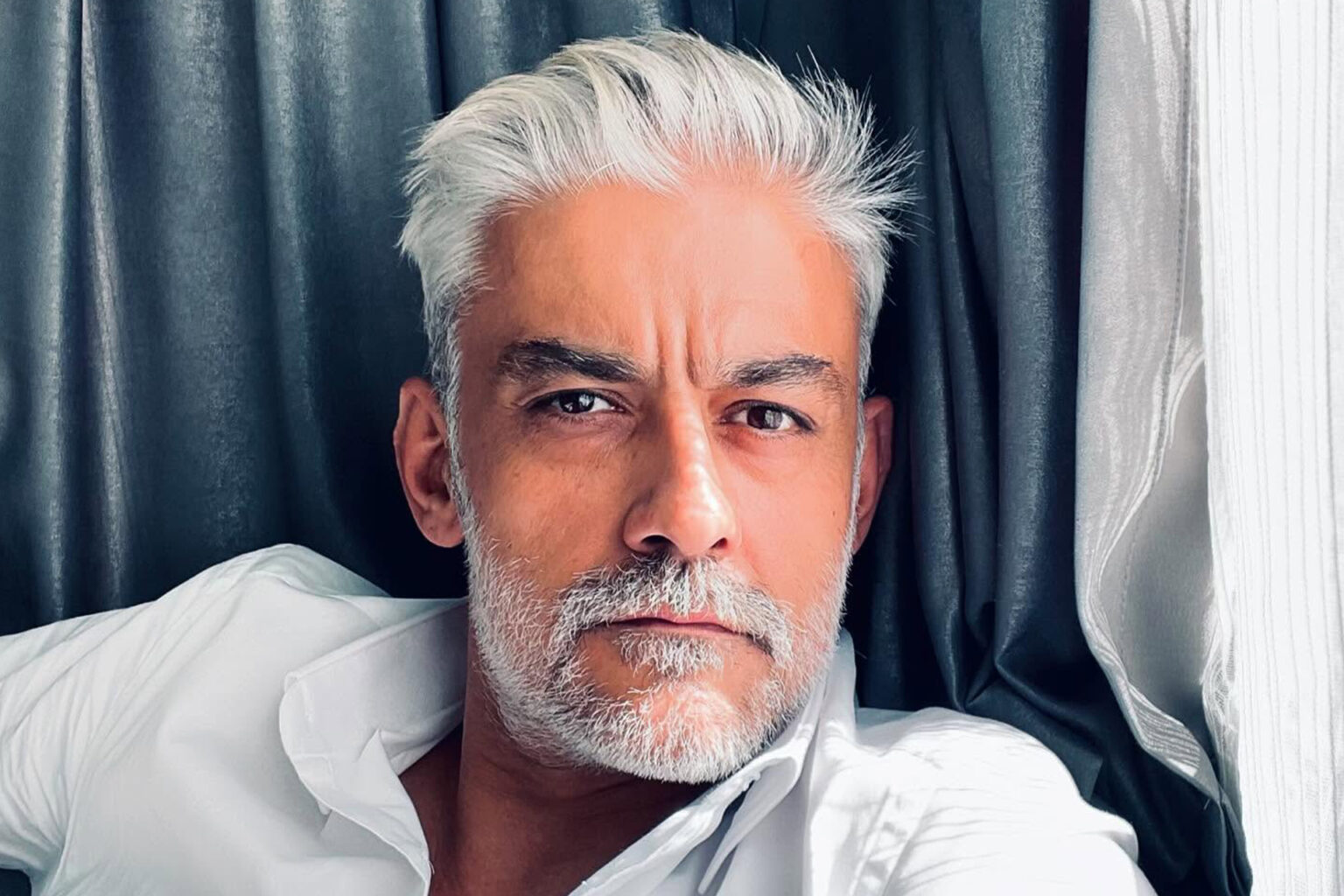 بكلمات مقتضبة ومؤثرة.. نجوم تركيا ينعون زميلهم الراحل كانبولات أرسلان | فن