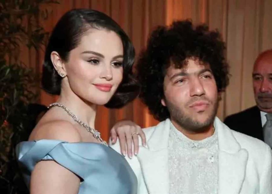 زوج سيلينا غوميز يتعرّض للهجوم والجمهور: “يجب أن يستحم!” (صور) image