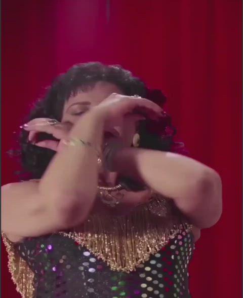 Maali Zayed Maali Zayed