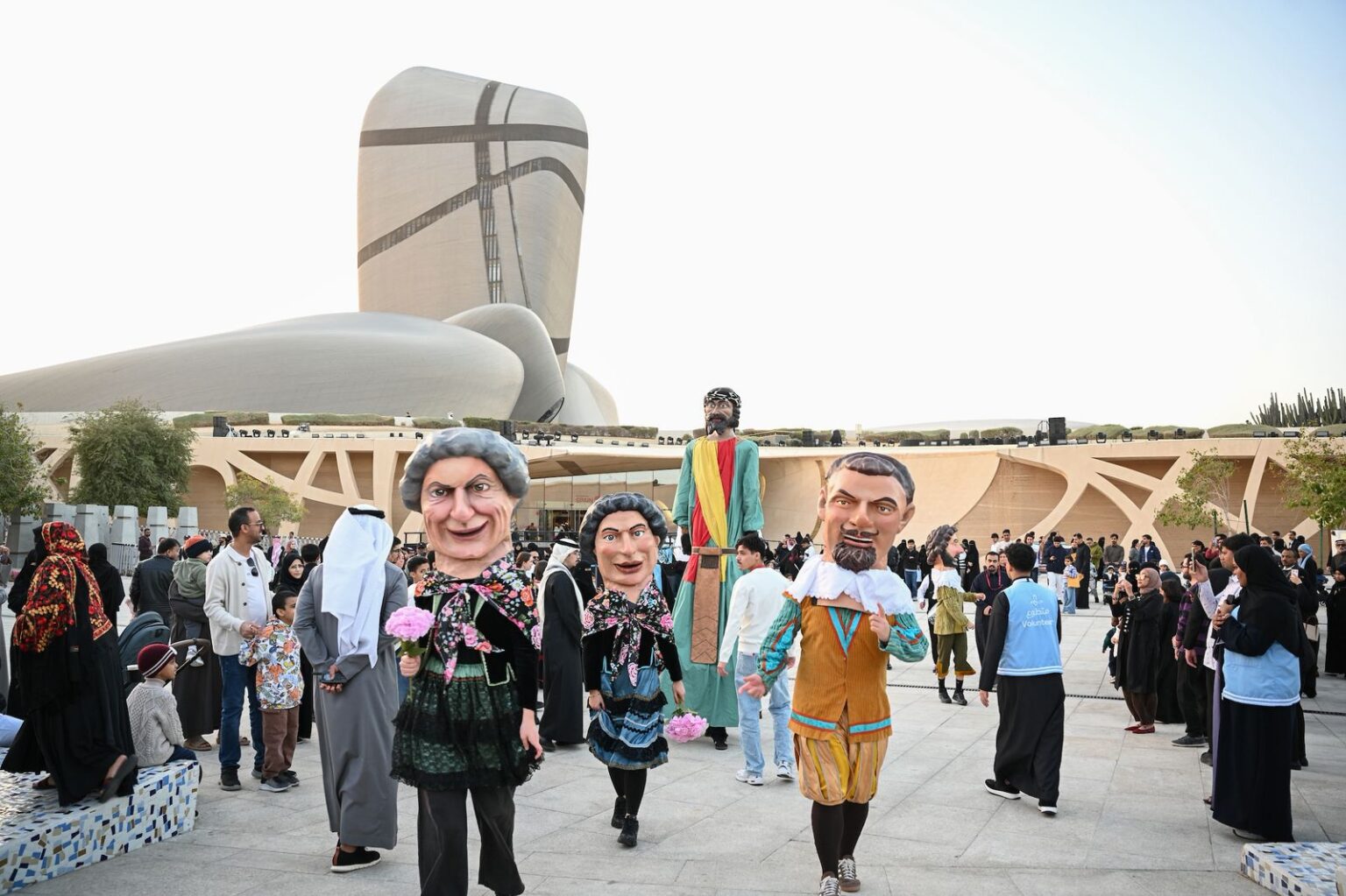 أيام إسبانيا الثقافية : أكثر من 300 ألف زائر يعبرون مسارات الثقافة الإسبانية في إثراء أيام إسبانيا الثقافية : أكثر من 300 ألف زائر يعبرون مسارات الثقافة الإسبانية في إثراء