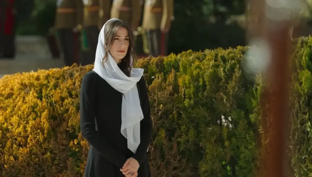 الأميرة رجوة تختار الأسود في مناسبة حزينة تحمل رمزية وطنية وعائلية