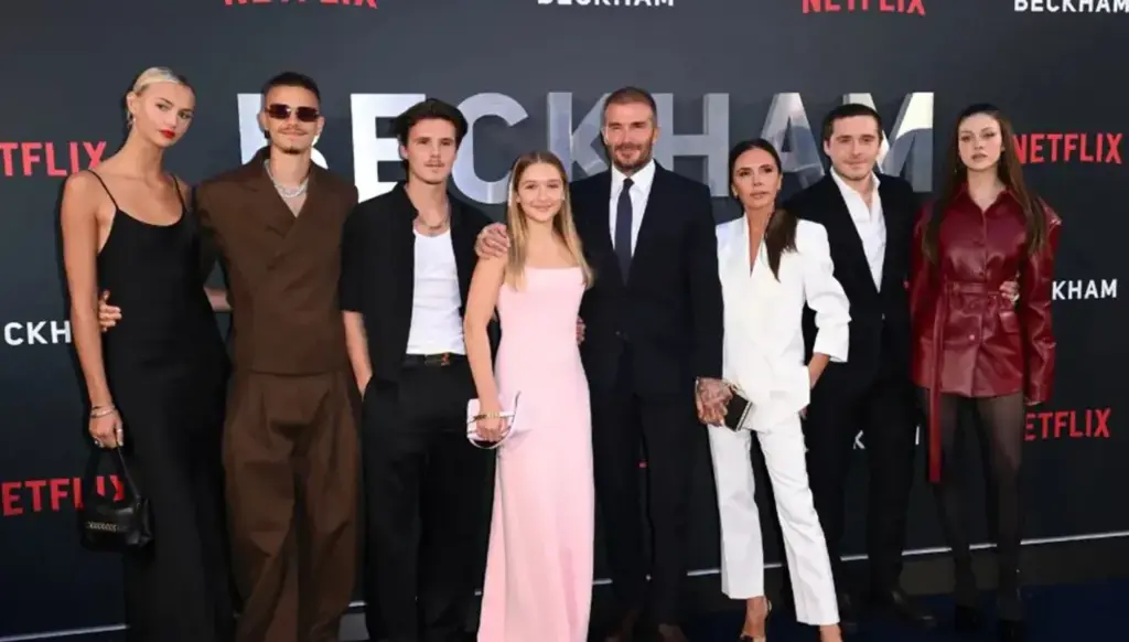 مبادرات صلح داخل عائلة بيكهام... هل تُطوى صفحة الخلاف؟