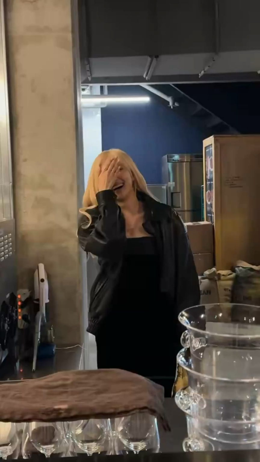 260211 روزي تحضر حفل عيد ميلاد كافيه الذي نظمته شركة BLINKS & Number Ones