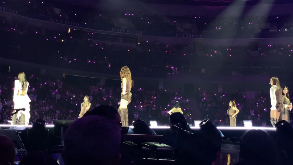 260218 UBS N1: تشايونغ تحاول إثارة الجمهور، ثم هناك جونغيون