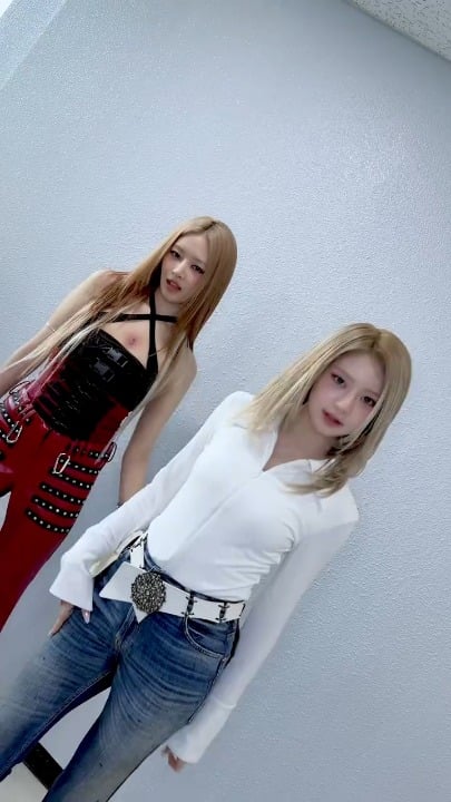 260228 تحديث TikTok الرسمي لـ IVE مع Rei - إذا كنت تريد ذلك، فسيحدث مع KiiiKiii Haum🖤 (تحدي BLACKHOLE)