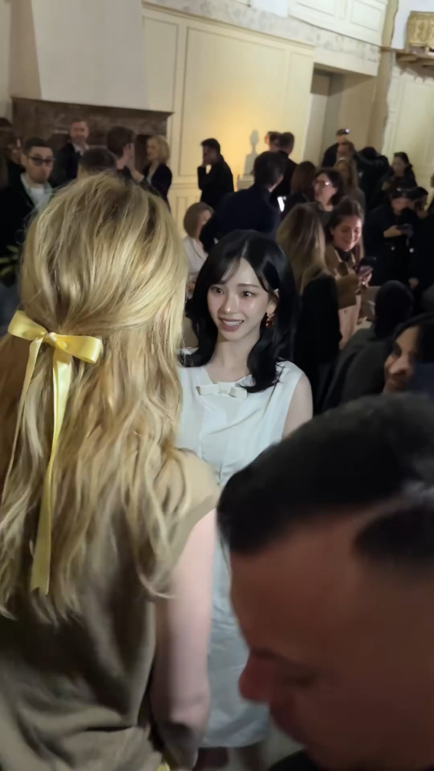 260226 تحديث Gala.fr TikTok مع كارينا وسارة بيدجون