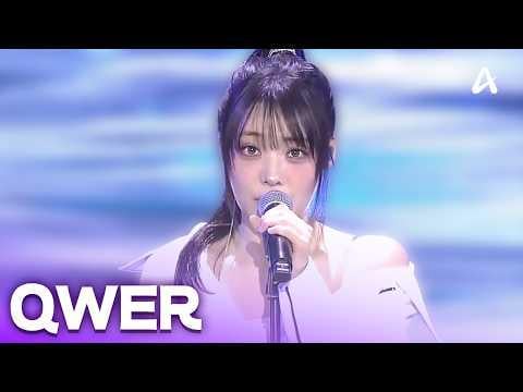 QWER - الحوت الأزرق + عزيزي @ 2026 جوائز D (260211)