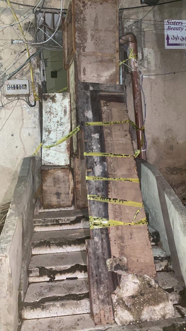 إخلاء مبنى الشيخ في القبة بطرابلس (النهار). 